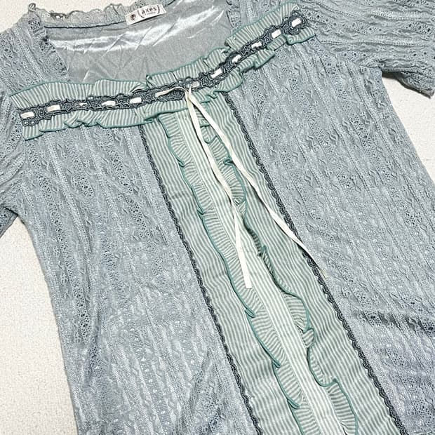 엑시즈팜 블루 레이스 블라우스 