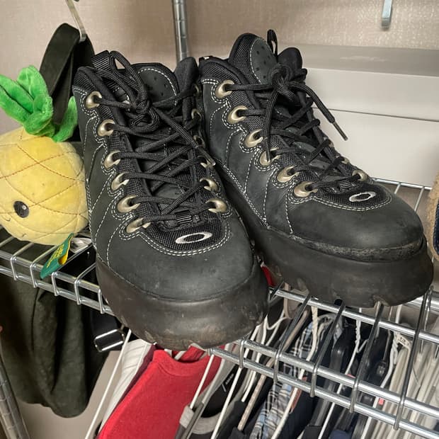 오클리 네일 부츠