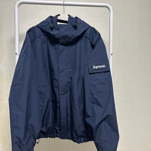 슈프림 고어텍스 자켓 25ss