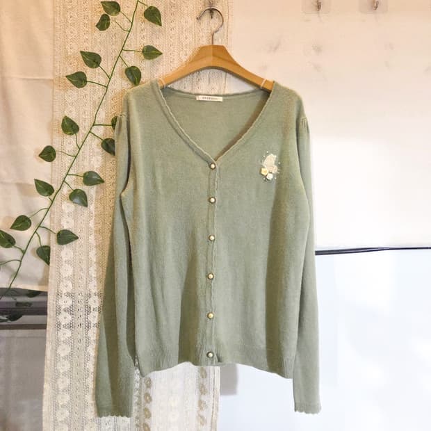axes femme 피스타치오 가디건
