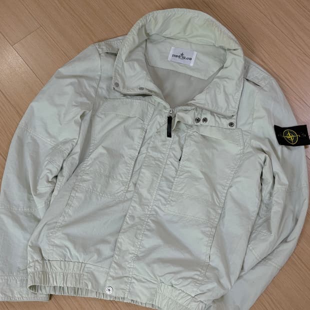 스톤아일랜드 바람막이 자캣