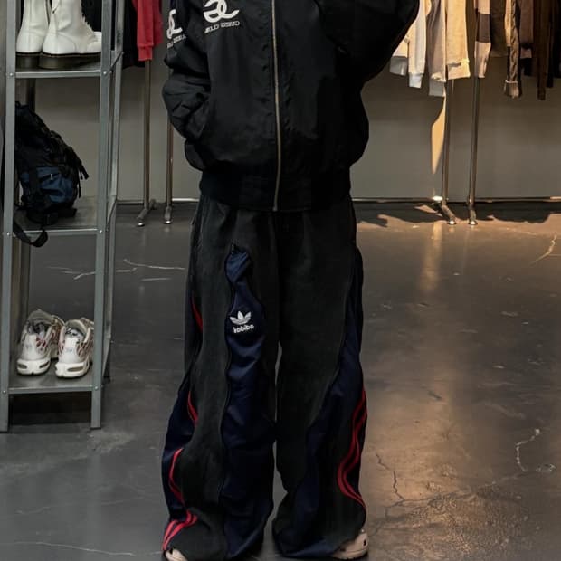 게스클럽 올드스쿨 빅로고 항공자켓 A2830