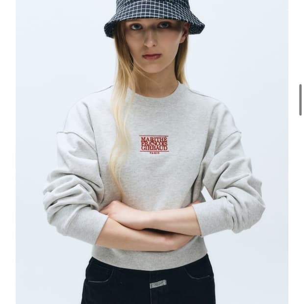 (새상품) 마리떼프랑소와저버 스웻 크롭맨투맨(M)
