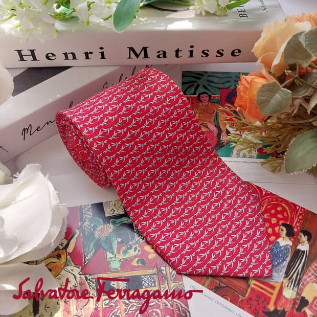 페라가모 넥타이 레드 잠자리 패턴 A+~A등급 K2483
