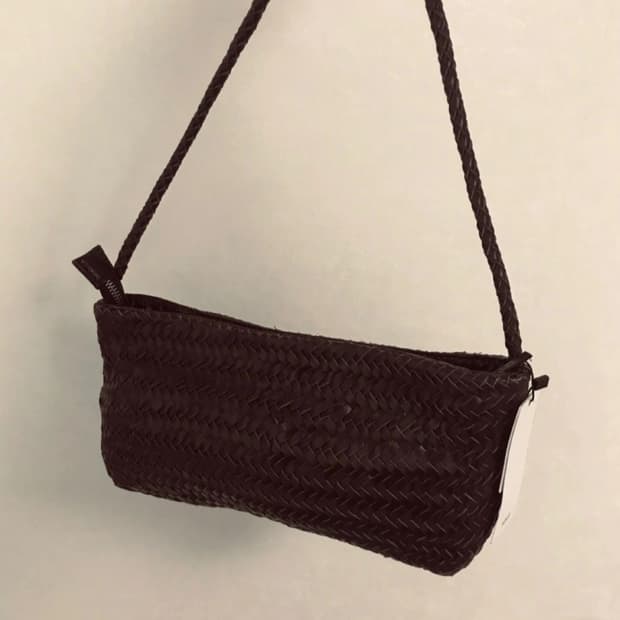 망고 소리얼 소가죽 브라운 뱀부 백