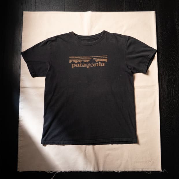 Patagonia Black Faded Logo T-Shirt (~103