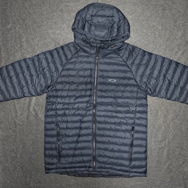오클리 경량패딩 xl 새상품