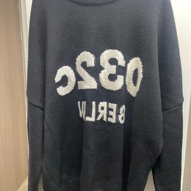 032c 셀피 니트 L