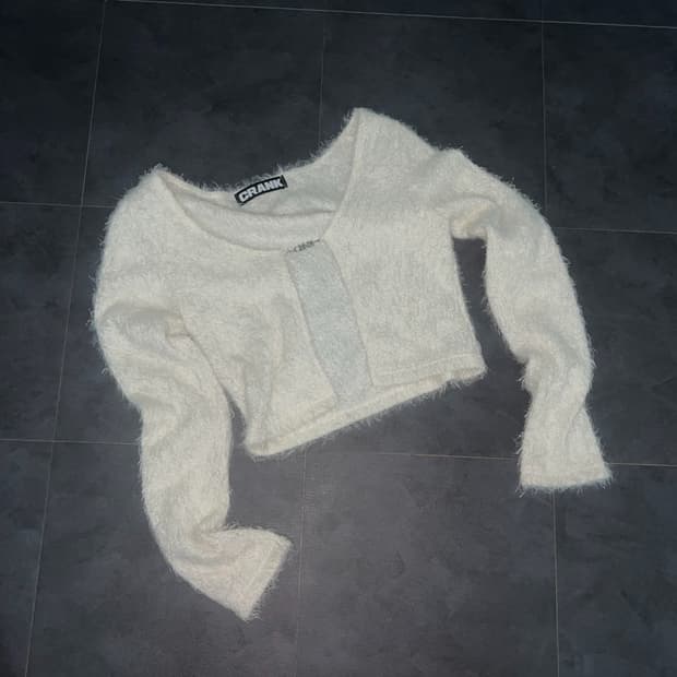 크랭크 부클 팬던트 가디건 *아이보리화이트
