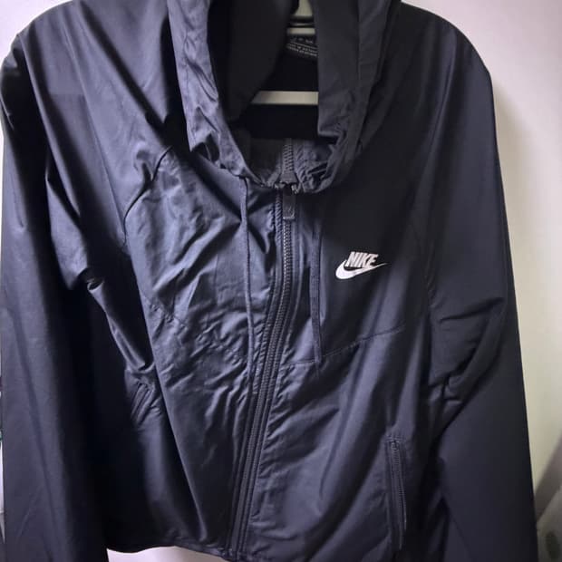 나이키 바람막이 블랙