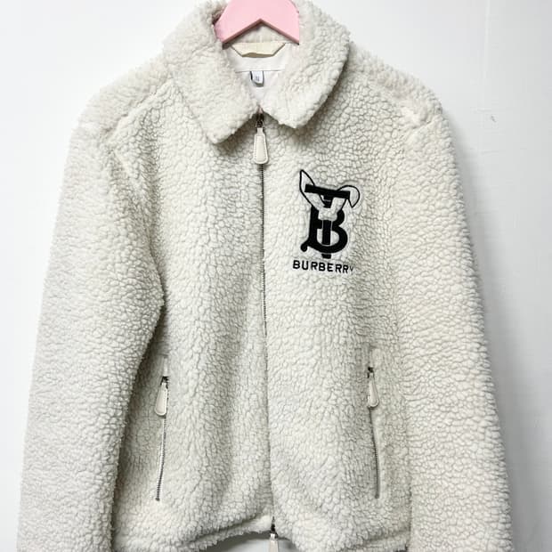 [정품] 버버리  TB 로고 셰르파 카시미어 플리스 재킷 (38사이즈)