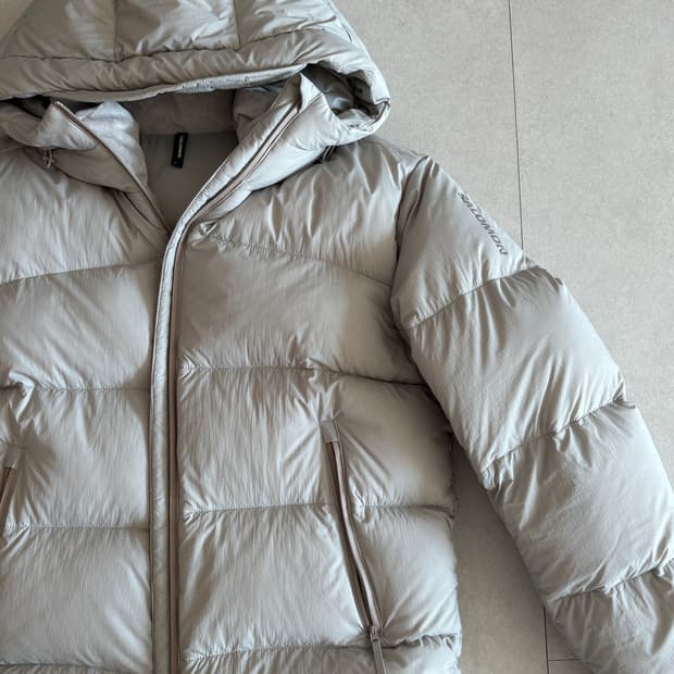 (새상품) 살로몬 덕다운 패딩 M사이즈 웜그레이 컬러