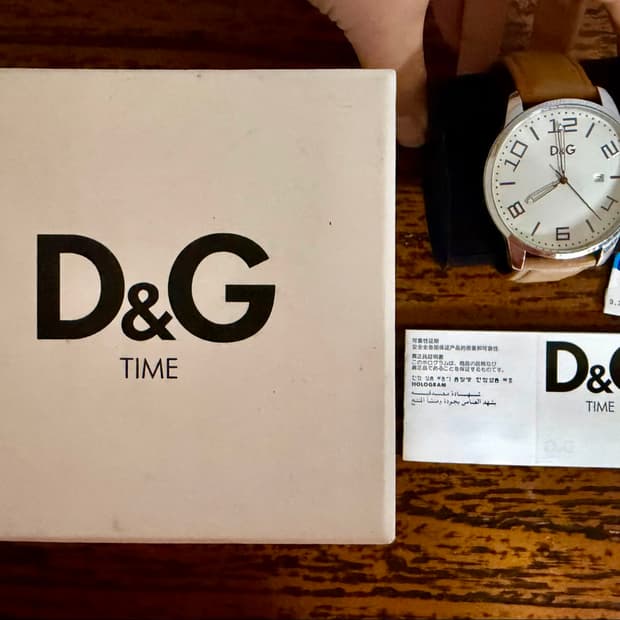 돌체앤가바나 D&G Time 명품 남성 가죽 손목 시계 워치 박스 포증서