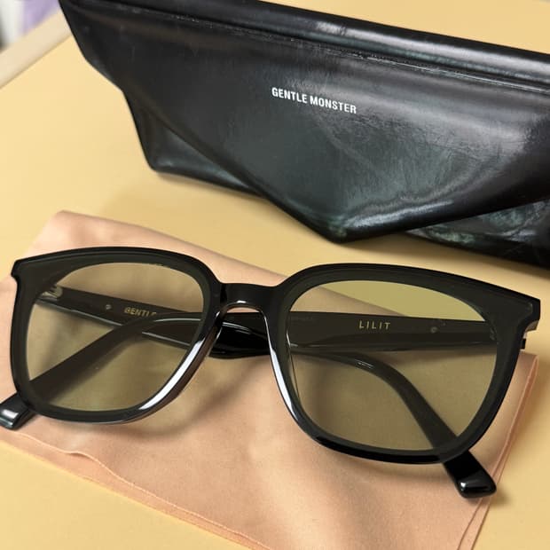 젠틀몬스터 릴리트 카키 선글라스