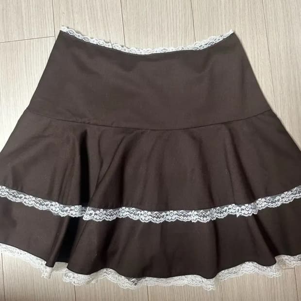나이스클랍 브라운 레이스 스커트