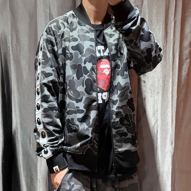 L BAPE 베이프 흑계 사이드라인 넥리스 트랙탑