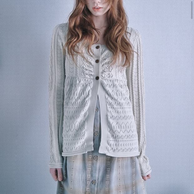 허그유어스킨 베이비돌 펀칭 니트 가디건