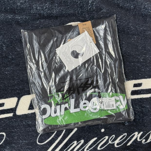 스투시 아워레가시 워크샵 스윌 피그먼트 다이드 티셔츠 S,M