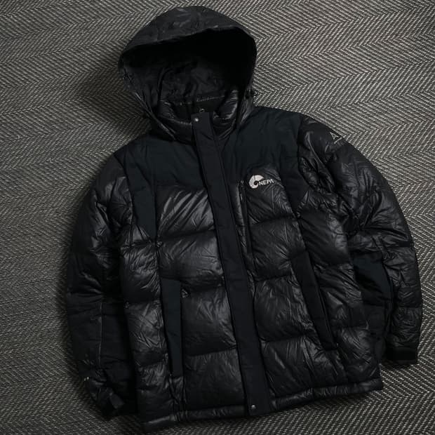 네파 구스다운 에볼루션 800 마운틴 패딩 블랙y 4294