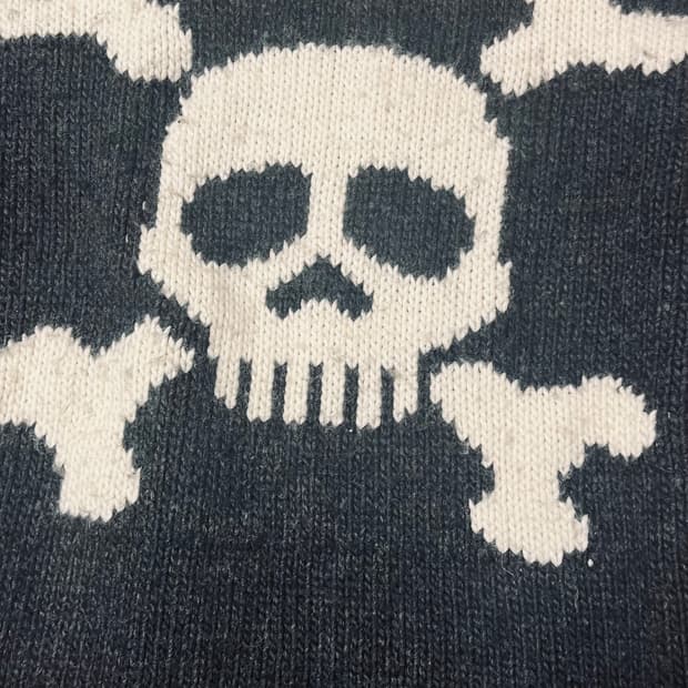 [48]아워레가시 팝오버 해골 니트