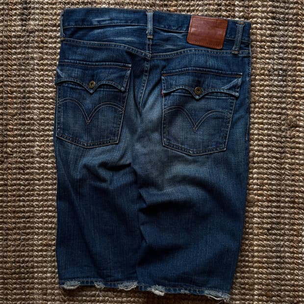 1/2 Levi's 502 0393