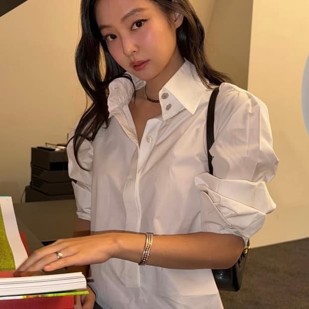 샤넬 업사이클링 코코크러쉬 미니 뱅글 팔찌 브레이슬릿