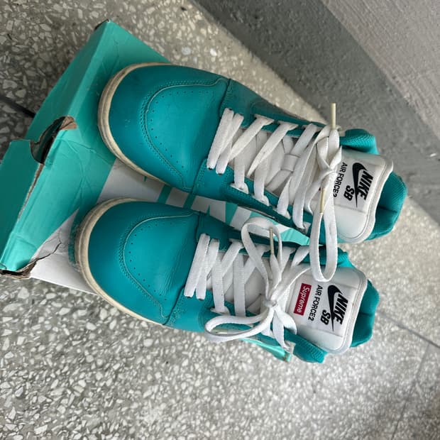 나이키 포스2 슈프림