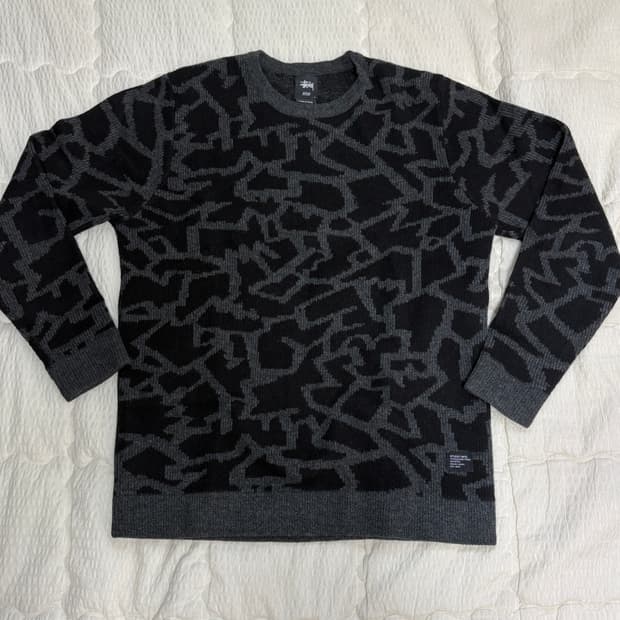 STUSSY 니트 스웨터