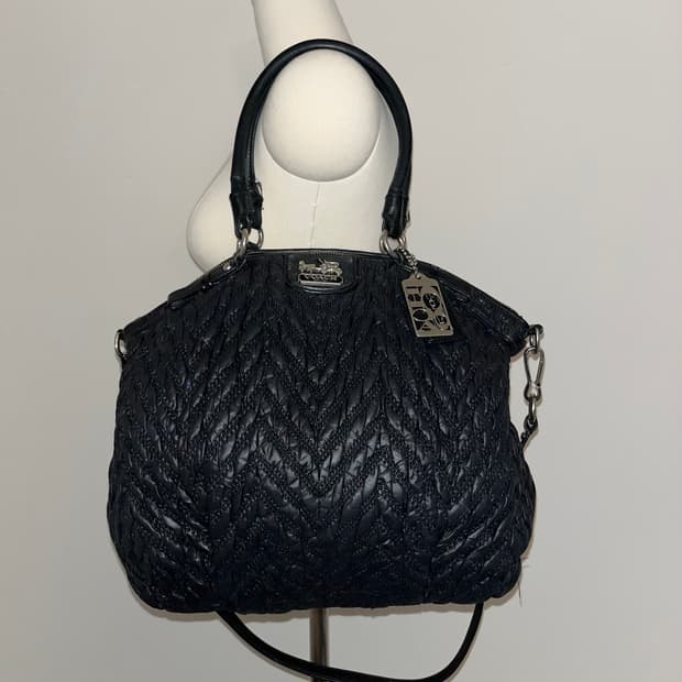 📦Coach 70주년 한정판  shoulder bag