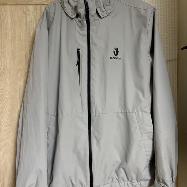 블랙야크 고프코어 그레이 바람막이 윈드브레이커 105