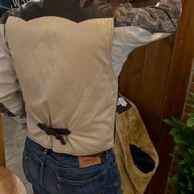 소가죽 레더 신치백 투톤 베스트 🐐