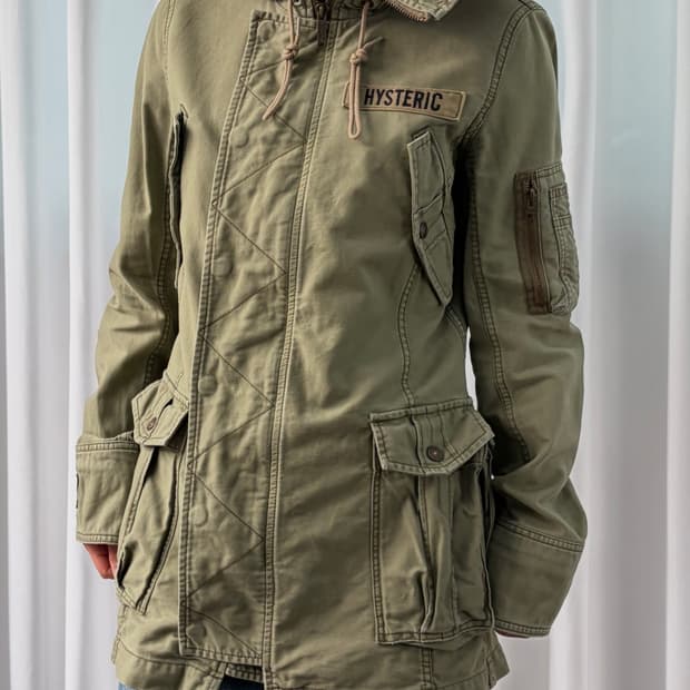 [S]히스테릭 글래머 밀리터리 피쉬테일 파카
