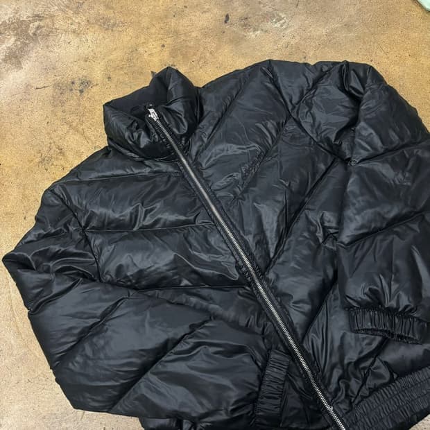 아디다스 블랙 패딩 95