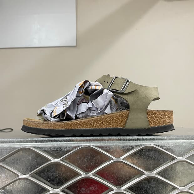 버켄스탁 카이로 샌들 카키 230 (gr-4715)