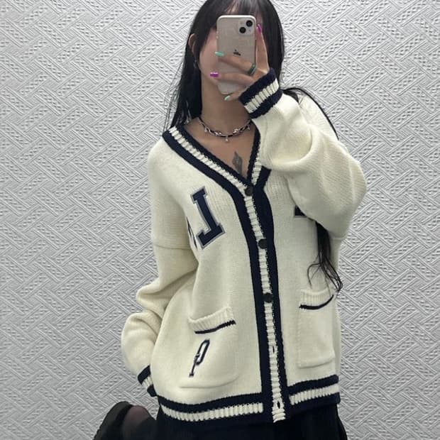 OIOI 오아이오아이 예일 가오리 아크릴 가디건 F C07343