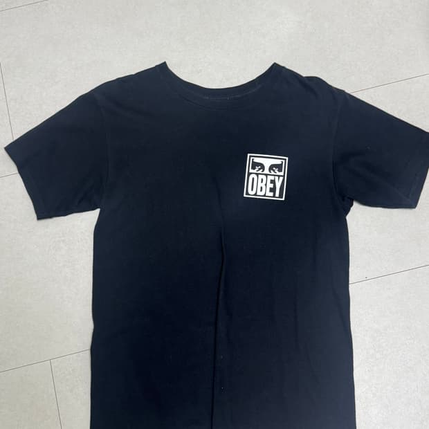 Obey 오베이 반팔