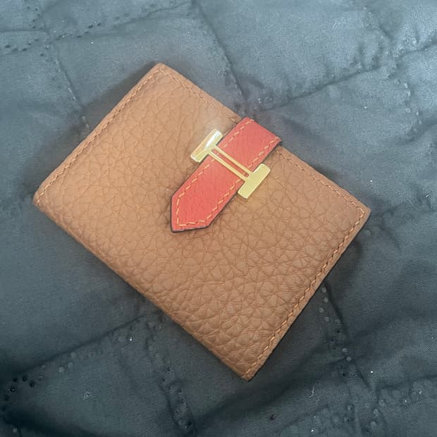[정품] 에르메스 카드지갑 싸게 처분해요