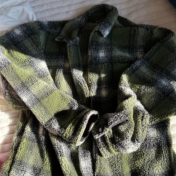 스투시 후리스 저시기머시기 판매요 