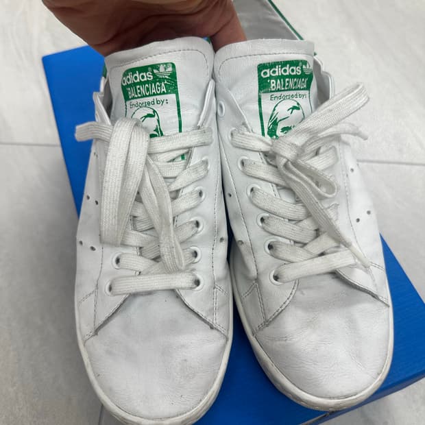 발렌시아가 스탠스미스 42