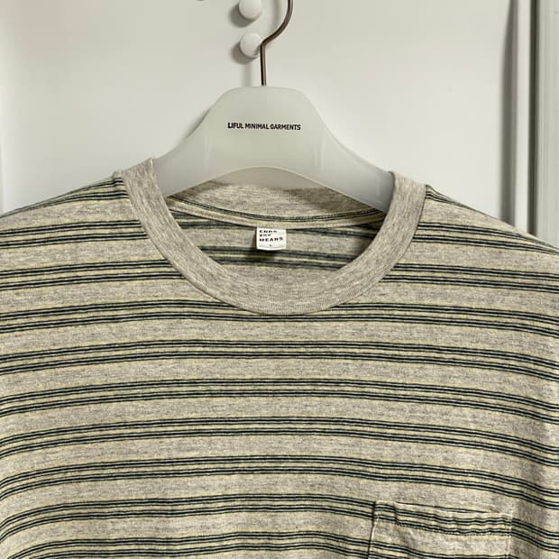 [L] ends and means 포켓스트라이프 롱 슬리브