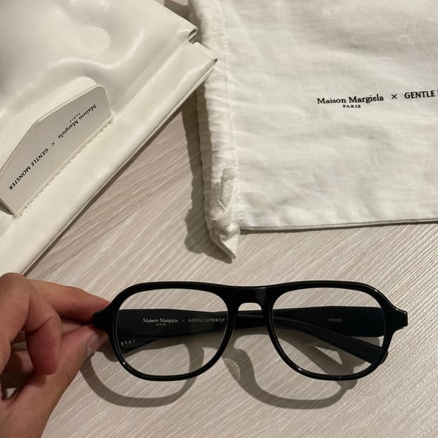 급처) 젠틀몬스터 메종 마르지엘라 mm113 안경 판매합니다 선글라스