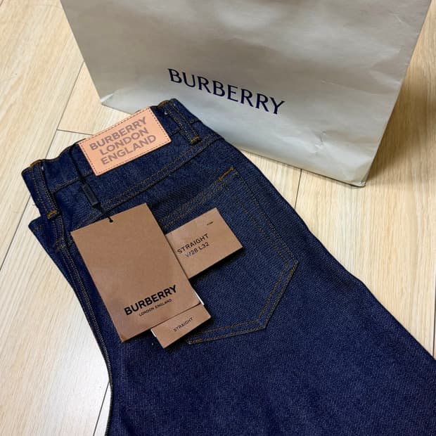 버버리 남성 스트레이트 리지드 셀비지 데님 W28 L32 새상품급