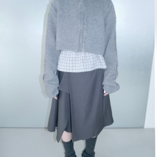 차콜 미디 스커트