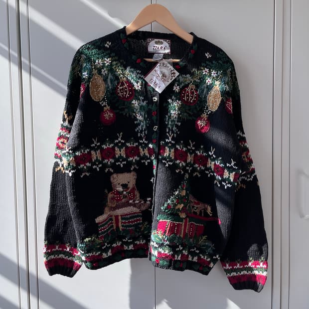 Tiara 티아라 크리스마스 곰인형 니트 가디건 (새상품)