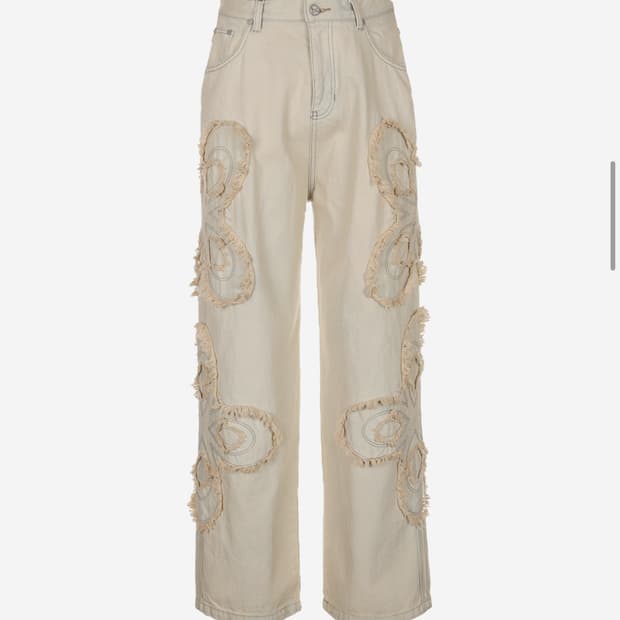 Surgery Clover Logo Patch Jeans Cream