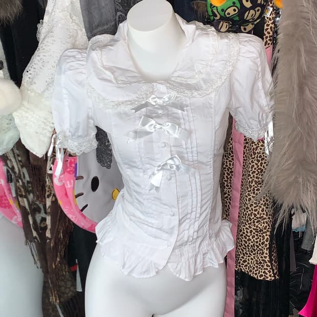 바디라인 로리타 리본 코르셋 퍼프 블라우스