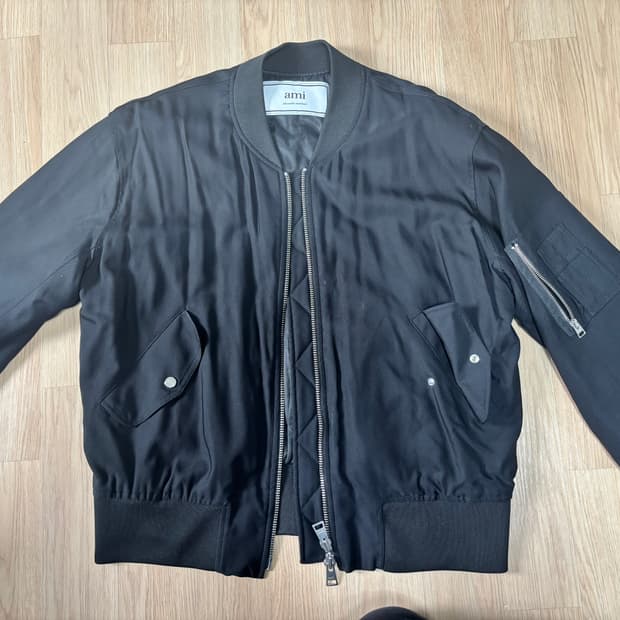 AMI 아우터팝니다 ma-1