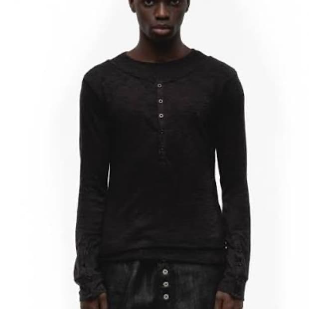 JAPANESE DOUBLE-LAYERED LONGSLEEVE