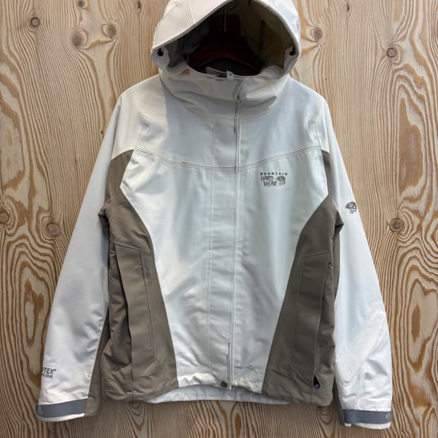 마운틴 하드웨어 바람막이 우먼