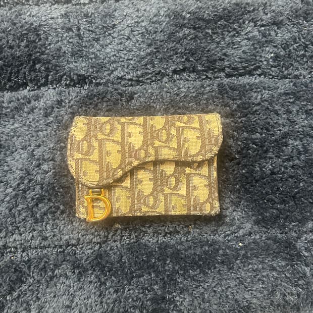 디올 오블리크 새들 카드지갑 정품